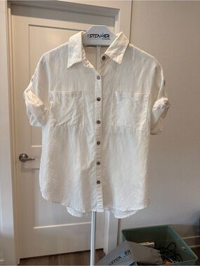 Ivory Button-Front Short Sleeve Shirt